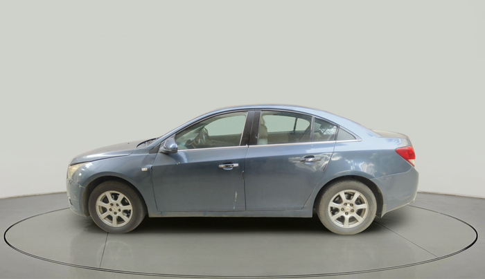 2010 Chevrolet Cruze LTZ, Diesel, Manual, 1,28,161 km, exterior