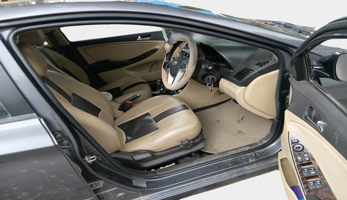 2014 Hyundai Verna FLUIDIC 1.6 VTVT SX, Petrol, Manual, 37,558 km, interior