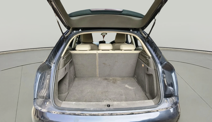 2012 Audi Q3 2.0 QUATTRO TDI AT, Diesel, Automatic, 1,26,336 km, exterior