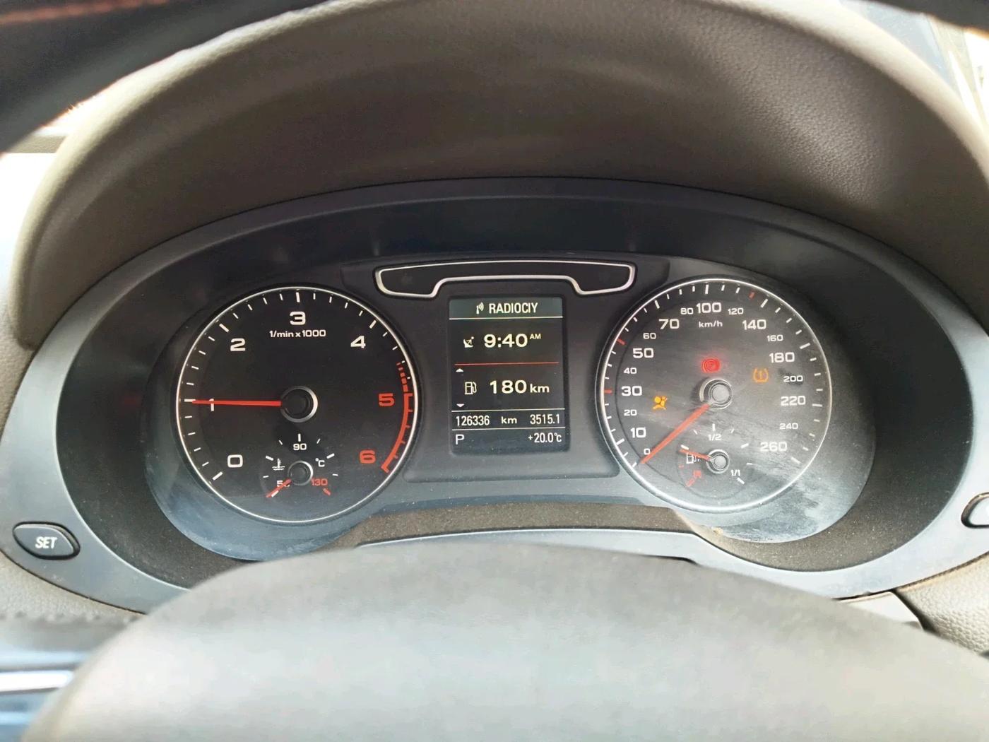 2012 Audi Q3 2.0 QUATTRO TDI AT, Diesel, Automatic, 1,52,468 km, interior