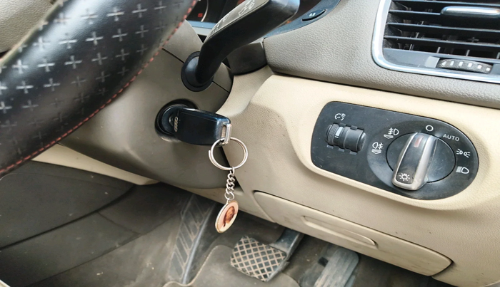 2012 Audi Q3 2.0 QUATTRO TDI AT, Diesel, Automatic, 1,26,336 km, interior