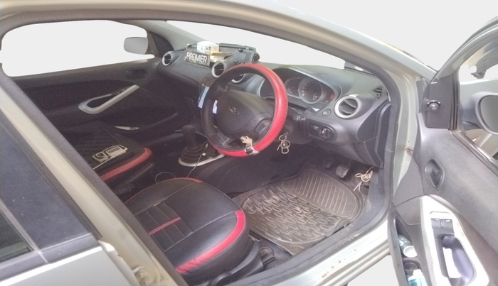 2010 Ford Figo ZXI 1.2 PETROL, Petrol, Manual, 81,582 km, interior