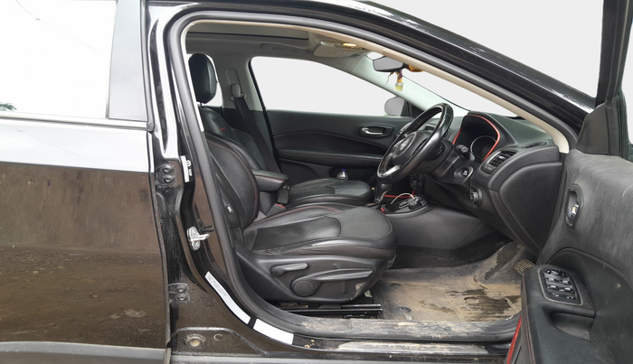 2019 Jeep Compass TRAILHAWK (O) 2.0 4X4, Diesel, Automatic, 1,00,140 km, interior