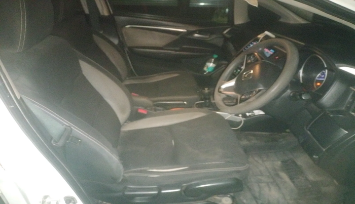 2017 Honda WR-V 1.5L I-DTEC VX MT, Diesel, Manual, 1,19,373 km, interior