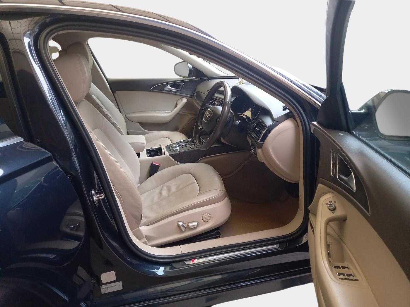 2018 Audi A6 35 TDI S LINE, Diesel, Automatic, 1,18,852 km, interior