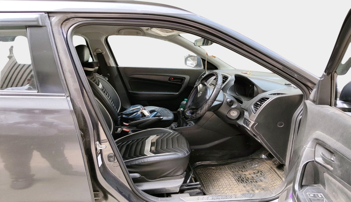 2018 Maruti Vitara Brezza VDI, Diesel, Manual, 1,27,668 km, interior