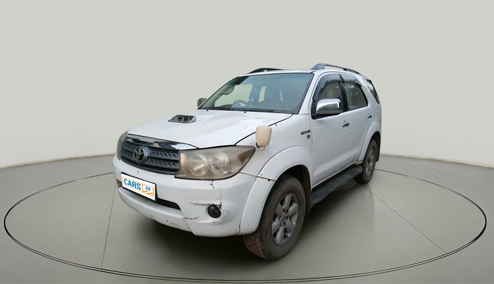 2011 Toyota Fortuner 3.0 4X4 MT, Diesel, Manual, 2,20,761 km, exterior