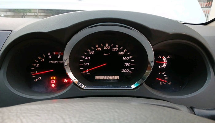 2011 Toyota Fortuner 3.0 4X4 MT, Diesel, Manual, 2,20,761 km, interior