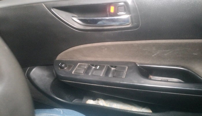 2014 Maruti Swift ZDI, Diesel, Manual, 1,66,601 km, interior