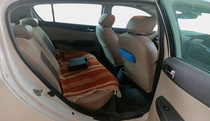 2013 Hyundai i20 SPORTZ 1.4 CRDI, Diesel, Manual, 1,89,865 km, interior