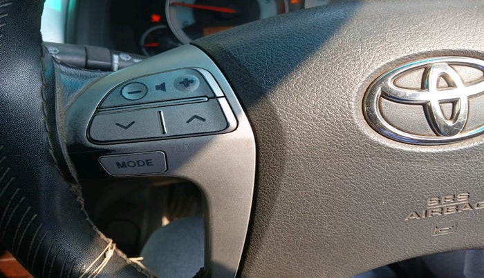 2011 Toyota Corolla Altis G DIESEL, Diesel, Manual, 1,71,994 km, interior