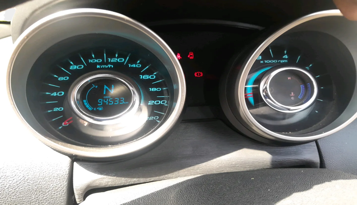 2019 Mahindra XUV500 W11, Diesel, Manual, 94,533 km, interior