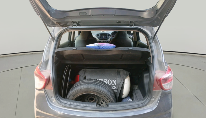 2017 Hyundai Grand i10 MAGNA 1.2 KAPPA VTVT, Petrol, Manual, 1,25,092 km, exterior