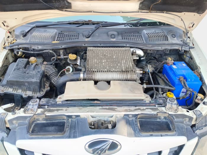 2015 Mahindra Quanto C6, Diesel, Manual, 75,521 km, exterior