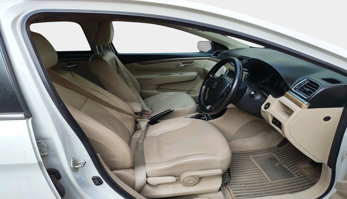 2022 Maruti Ciaz ALPHA  AT 1.5 SHVS PETROL, Petrol, Automatic, 93,806 km, interior