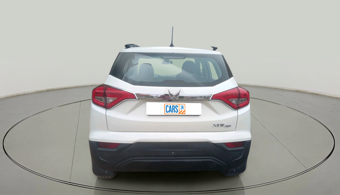 2023 Mahindra XUV300 W6 1.5 Sunroof Diesel, Diesel, Manual, 40,342 km, exterior