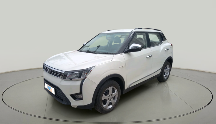 2023 Mahindra XUV300 W6 1.5 Sunroof Diesel, Diesel, Manual, 40,342 km, exterior
