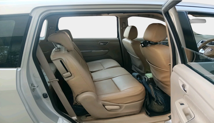 2013 Maruti Ertiga ZXI, Petrol, Manual, 1,43,464 km, interior