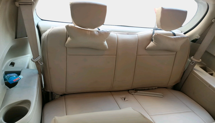 2013 Maruti Ertiga ZXI, Petrol, Manual, 1,43,464 km, interior