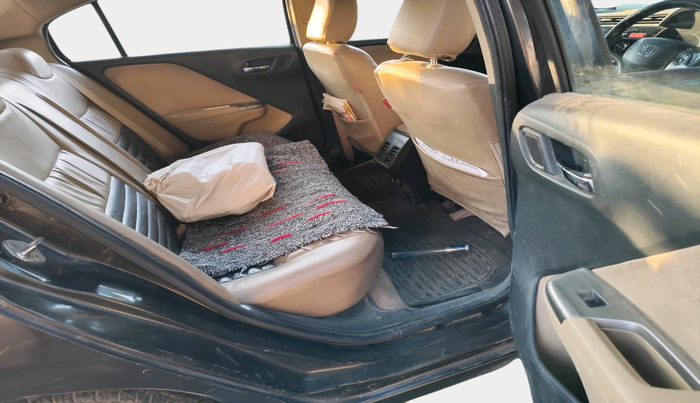 2015 Honda City 1.5L I-VTEC V MT, Petrol, Manual, 1,55,662 km, interior