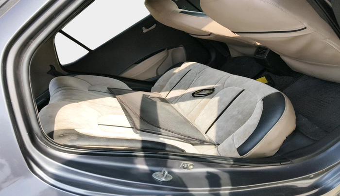 2015 Hyundai Grand i10 SPORTZ 1.1 CRDI, Diesel, Manual, 1,21,169 km, interior