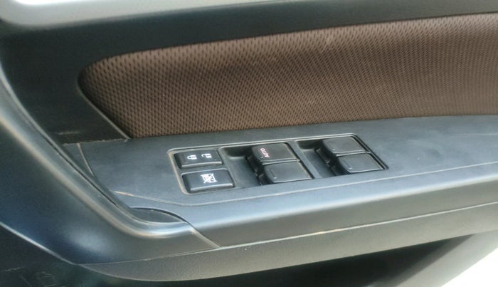 2022 Toyota URBAN CRUISER PREMIUM GRADE AT, Petrol, Automatic, 50,665 km, interior