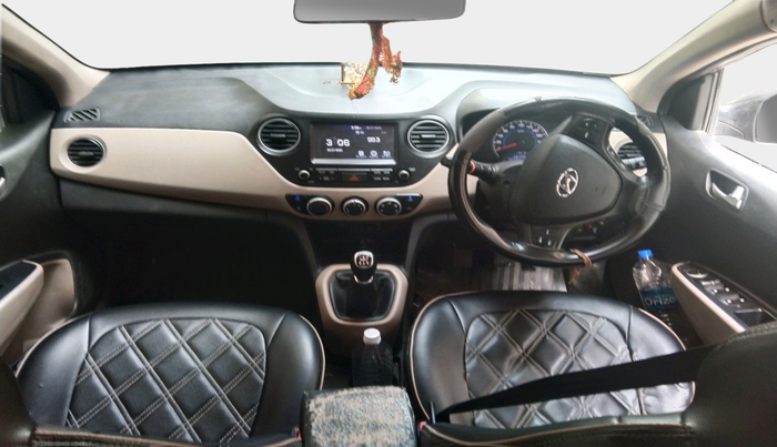 2017 Hyundai Grand i10 SPORTZ (O) 1.2 KAPPA VTVT, Petrol, Manual, 1,36,595 km, interior