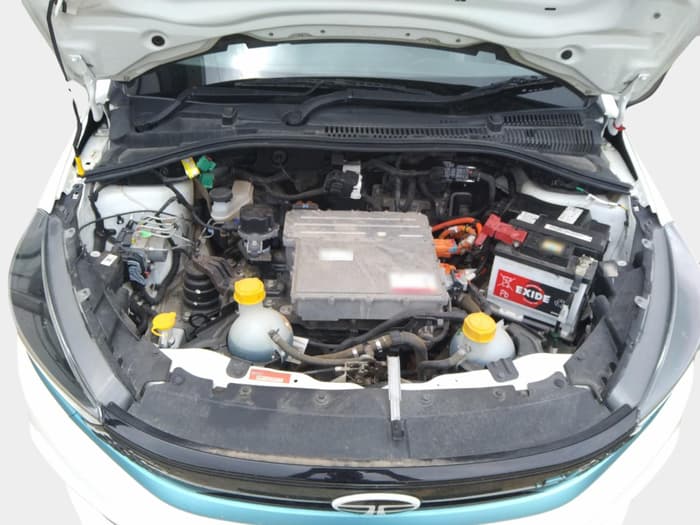 2024 Tata TIAGO EV XT LONG RANGE, Electric, Automatic, 11,227 km, exterior