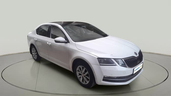2018 Skoda Octavia 2.0 TDI L&K AT, Diesel, Automatic, 4,30,911 km, exterior