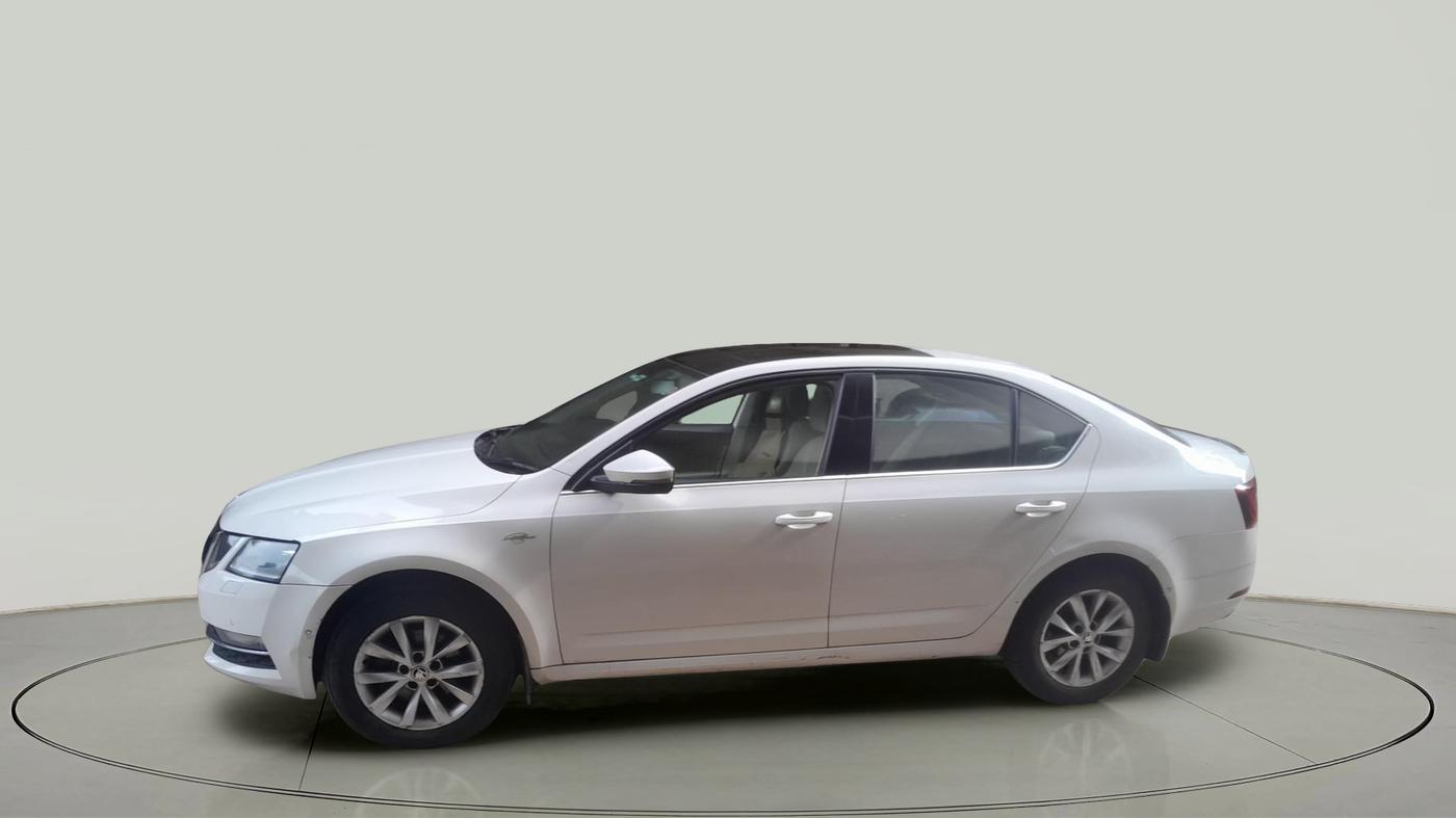 2018 Skoda Octavia 2.0 TDI L&K AT, Diesel, Automatic, 4,30,911 km, exterior