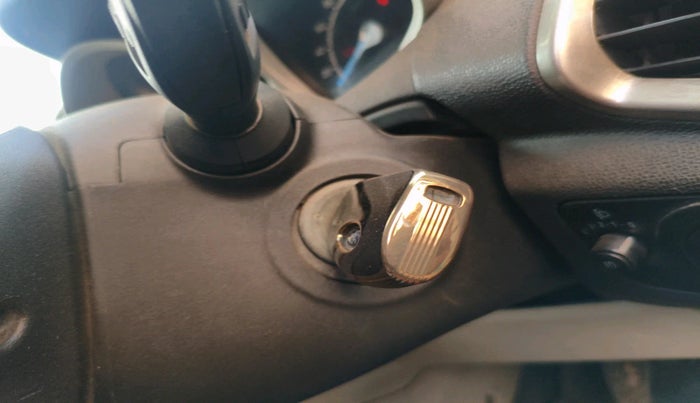 2015 Ford Ecosport TITANIUM 1.5L DIESEL, Diesel, Manual, 1,05,862 km, interior