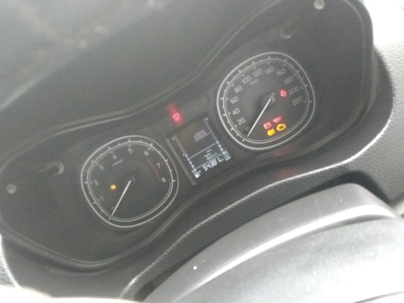 2022 Maruti Vitara Brezza VXI, Petrol, Manual, 55,670 km, interior