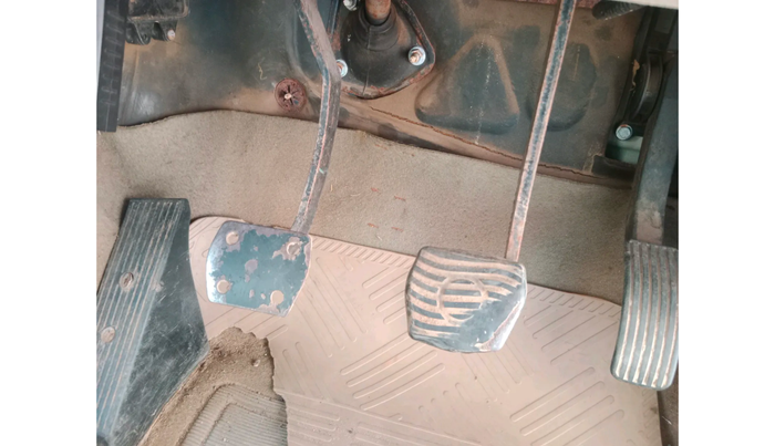 2011 Mahindra Xylo D2 BS III, Diesel, Manual, 95,728 km, interior