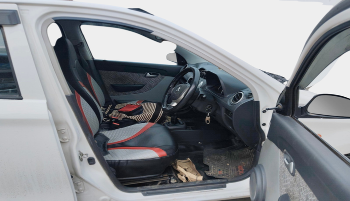 2017 Maruti Alto 800 LXI, Petrol, Manual, 51,214 km, interior