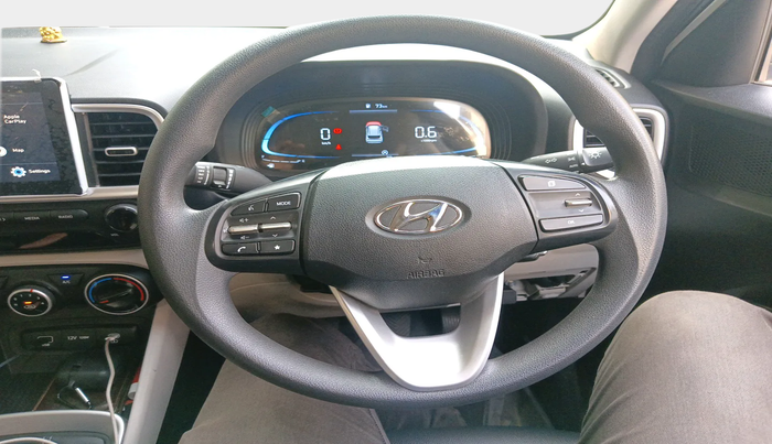 2023 Hyundai VENUE S(O) 1.2, Petrol, Manual, 70,393 km, interior