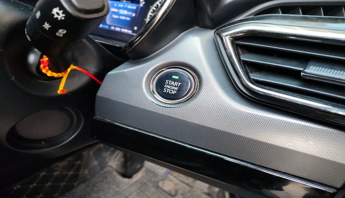 2022 Tata Harrier XZA PLUS 2.0L, Diesel, Automatic, 81,181 km, interior