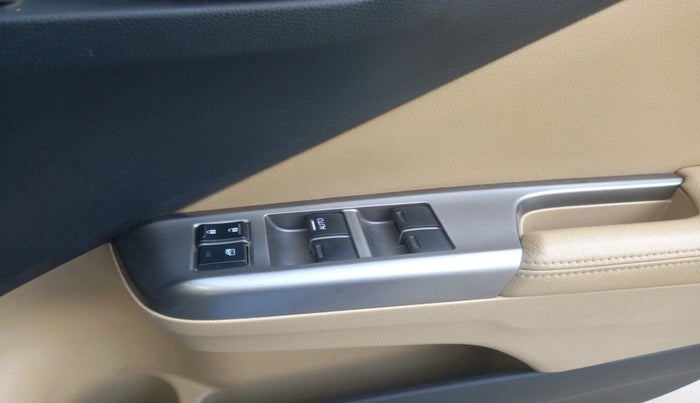 2016 Honda City 1.5L I-VTEC VX, Petrol, Manual, 1,23,578 km, interior