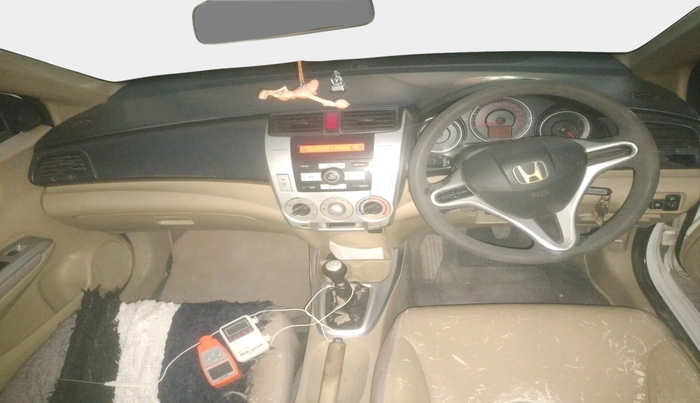 2011 Honda City 1.5L I-VTEC V MT, Petrol, Manual, 1,70,105 km, interior