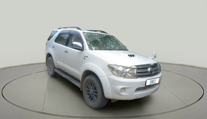 2011 Toyota Fortuner 3.0 4X4 MT, Diesel, Manual, 1,51,602 km, exterior