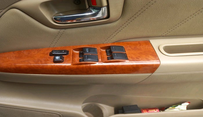 2011 Toyota Fortuner 3.0 4X4 MT, Diesel, Manual, 1,51,602 km, interior