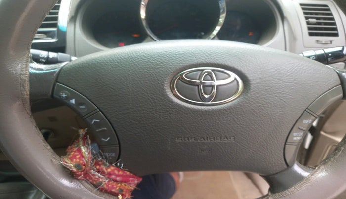 2011 Toyota Fortuner 3.0 4X4 MT, Diesel, Manual, 1,51,602 km, interior