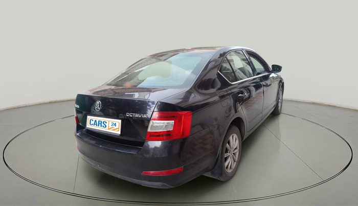 2015 Skoda Octavia Elegance 2.0 TDI AT, Diesel, Automatic, 1,07,841 km, exterior