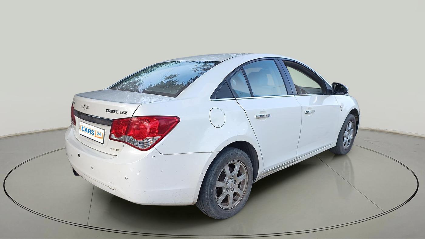 2010 Chevrolet Cruze LTZ AT, Diesel, Automatic, 60,707 km, exterior