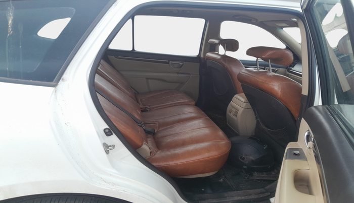 2010 Hyundai Santa Fe 2 WD, Diesel, Manual, 1,40,000 km, interior