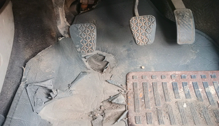 2013 Ford Ecosport TITANIUM 1.5L DIESEL, Diesel, Manual, 1,54,295 km, interior