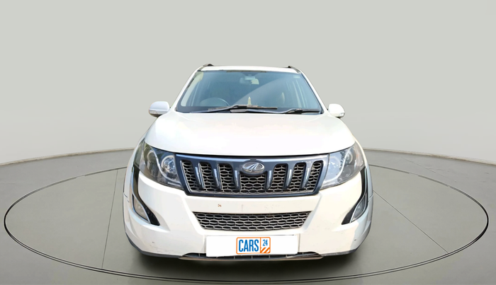 2018 Mahindra XUV500 W10 AT, Diesel, Automatic, 2,53,637 km, exterior