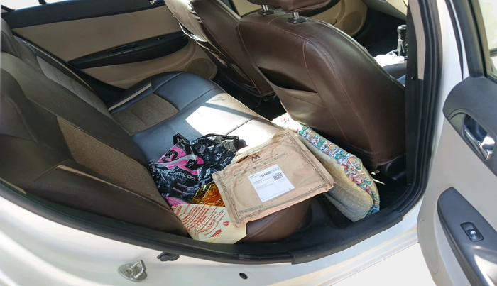 2014 Hyundai i20 MAGNA (O) 1.2, Petrol, Manual, 66,426 km, interior