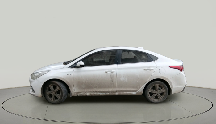 2017 Hyundai Verna 1.6 CRDI SX + AT, Diesel, Automatic, 90,802 km, exterior