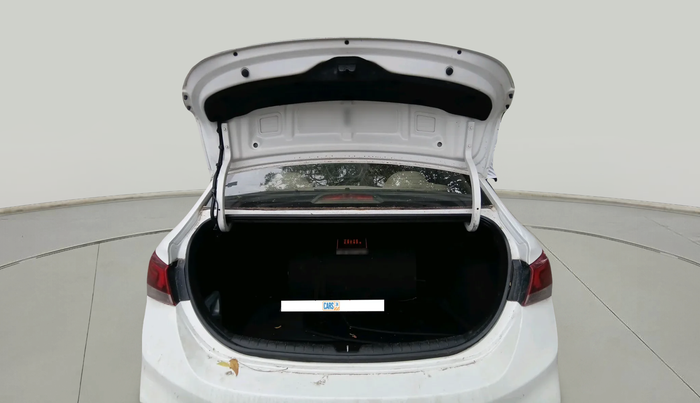 2017 Hyundai Verna 1.6 CRDI SX + AT, Diesel, Automatic, 90,802 km, exterior