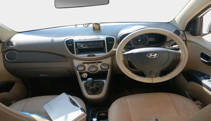 2014 Hyundai i10 MAGNA 1.1, Petrol, Manual, 90,124 km, interior